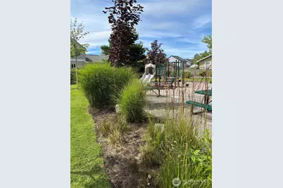 351 Tremont Avenue #102, Bellingham, WA 98226 - Photo 37
