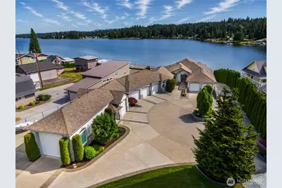 14505 W Lake Goodwin Road, Stanwood, WA 98292 - Photo 1