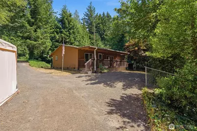 886 Woods Road E, Port Orchard, WA 98366 - Photo 5