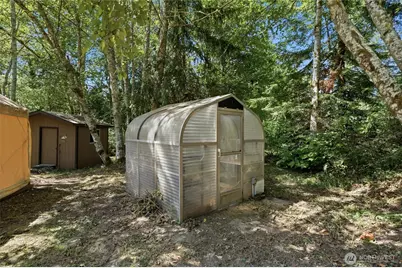886 Woods Road E, Port Orchard, WA 98366 - Photo 31