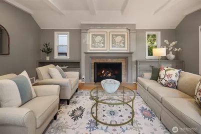 4720 NE 47th Street, Seattle, WA 98105 - Photo 5
