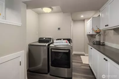 4720 NE 47th Street, Seattle, WA 98105 - Photo 33