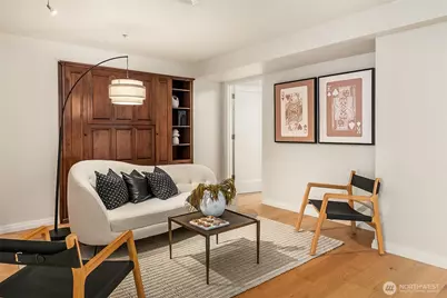 500 106th Avenue NE #3211, Bellevue, WA 98004 - Photo 11