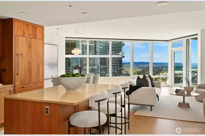 500 106th Avenue NE #3211, Bellevue, WA 98004 - Photo 3