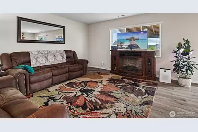 18625 108th Avenue E, Puyallup, WA 98374 - Photo 5