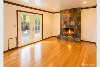 14037 108th Avenue NE, Kirkland, WA 98034 - Photo 11