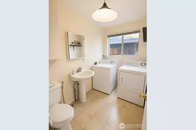 14037 108th Avenue NE, Kirkland, WA 98034 - Photo 13