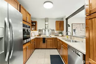 1617 Summit Ave, Seattle, WA 98122 - Photo 15