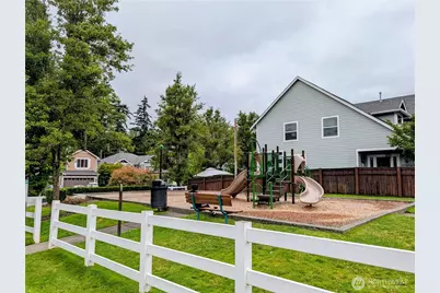 8420 155th Street Ct E, Puyallup, WA 98375 - Photo 23