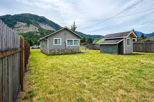 825 Givens Ave, Darrington, WA 98241 - Photo 15