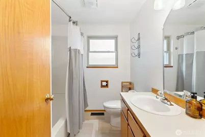 1121 Shelton Avenue SE, Renton, WA 98058 - Photo 21
