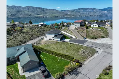 212 Stehekin Way, Chelan, WA 98816 - Photo 3