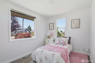 1823 S Adams Street, Tacoma, WA 98405 - Photo 9