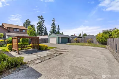919 6th Avenue SW, Puyallup, WA 98371 - Photo 17