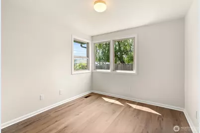 919 6th Avenue SW, Puyallup, WA 98371 - Photo 11