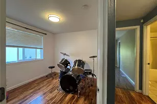 10453 1st Ave SW, Seattle, WA 98146 - Photo 7