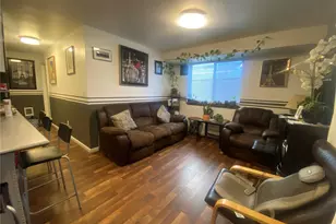 10453 1st Ave SW, Seattle, WA 98146 - Photo 11