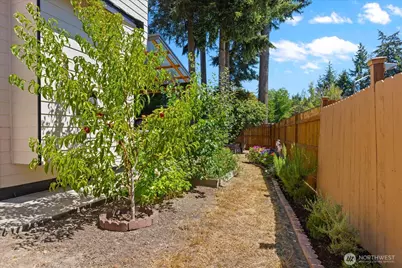37230 20th Avenue S, Federal Way, WA 98003 - Photo 31