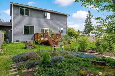7030 Lower Ridge Road, Everett, WA 98203 - Photo 5