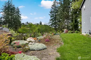 7030 Lower Ridge Rd, Everett, WA 98203 - Photo 19