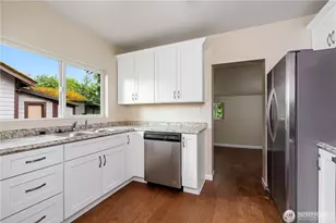 509 Yew St, Centralia, WA 98531 - Photo 3