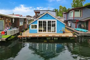3146 Portage Bay Pl E, Seattle, WA 98102 - Photo 3