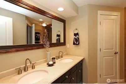 15501 SE 46th Way, Bellevue, WA 98006 - Photo 7