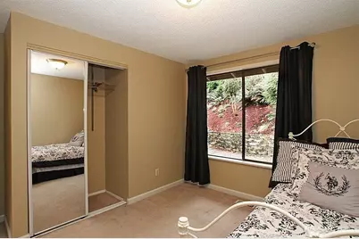 15501 SE 46th Way, Bellevue, WA 98006 - Photo 9