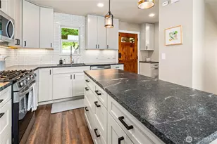 33889 S Shore Dr, Mount Vernon, WA 98274 - Photo 7