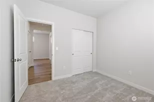 3974 McCormick Vlg Dr, Bremerton, WA 98312 - Photo 5