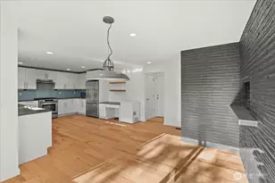 8625 26th Ave NE, Seattle, WA 98115 - Photo 9