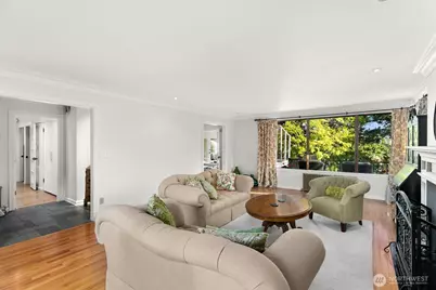 1805 NW 95th Street, Seattle, WA 98117 - Photo 5