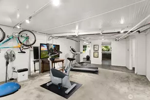 1805 NW 95th St, Seattle, WA 98117 - Photo 25
