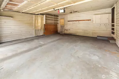 4311 Greenwood Avenue N, Seattle, WA 98103 - Photo 25