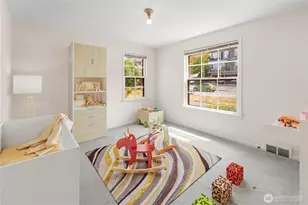 4311 Greenwood Ave N, Seattle, WA 98103 - Photo 13