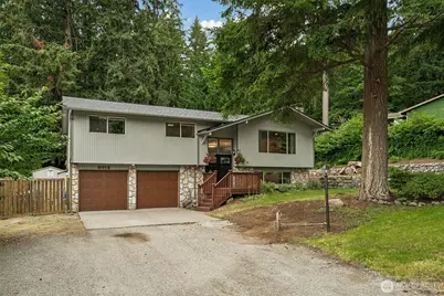 8413 121st Street E, Puyallup, WA 98373 - Photo 1