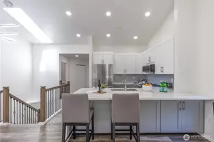 18585 NE 57th St, Redmond, WA 98052 - Photo 7