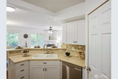 14607 52nd Avenue W #609, Edmonds, WA 98026 - Photo 21