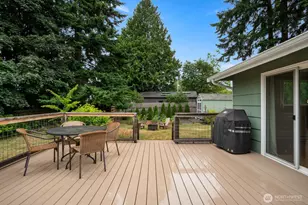8915 218th St SW, Edmonds, WA 98026 - Photo 23