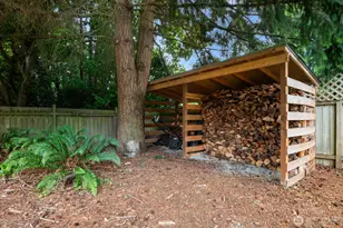 8915 218th St SW, Edmonds, WA 98026 - Photo 29