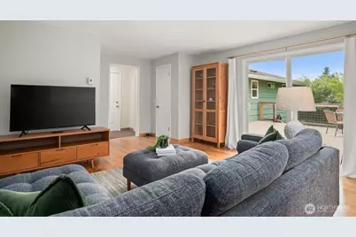 8915 218th Street SW, Edmonds, WA 98026 - Photo 19