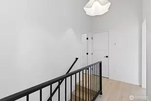 13353 25th Ave NE, Seattle, WA 98125 - Photo 11