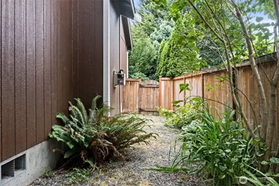21017 Springhaven Way E, Bonney Lake, WA 98391 - Photo 37