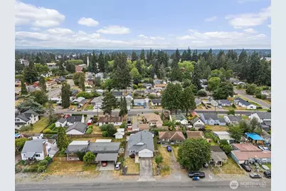 628 S 117th Street, Tacoma, WA 98444 - Photo 3