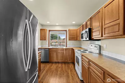 628 S 117th Street, Tacoma, WA 98444 - Photo 9