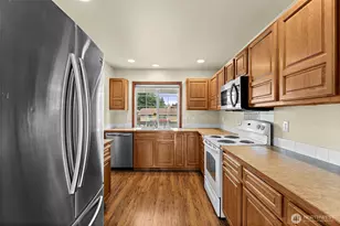 628 S 117th St, Tacoma, WA 98444 - Photo 9