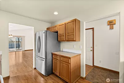 628 S 117th Street, Tacoma, WA 98444 - Photo 7