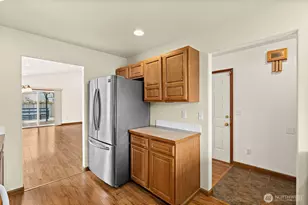 628 S 117th St, Tacoma, WA 98444 - Photo 7