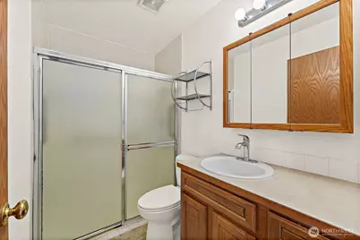 628 S 117th Street, Tacoma, WA 98444 - Photo 25