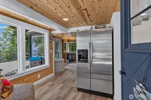 3365 Shoreline Dr, Camano Island, WA 98282 - Photo 9